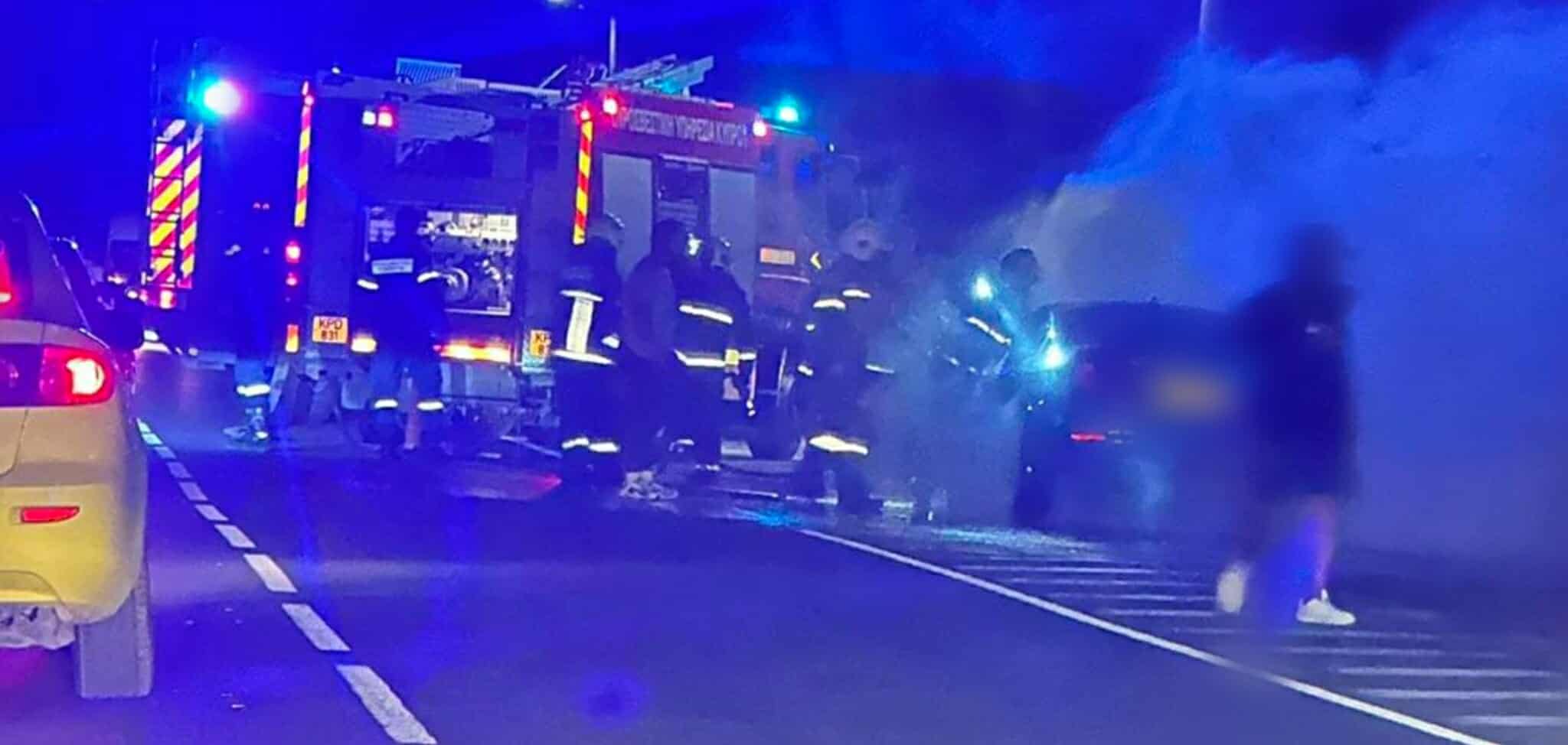 Πάφος: Όχημα εν κινήσει τυλίχθηκε στις φλόγες Πάφος: Όχημα εν κινήσει τυλίχθηκε στις φλόγες