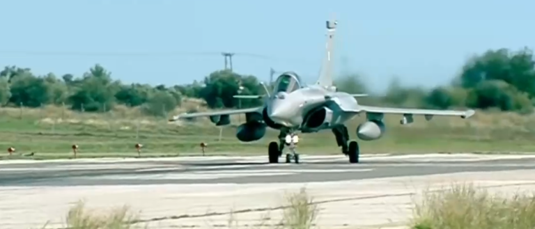 Η απογείωση των Rafale από την Τανάγρα – Εντυπωσιακές εικόνες Η απογείωση των Rafale από την Τανάγρα – Εντυπωσιακές εικόνες