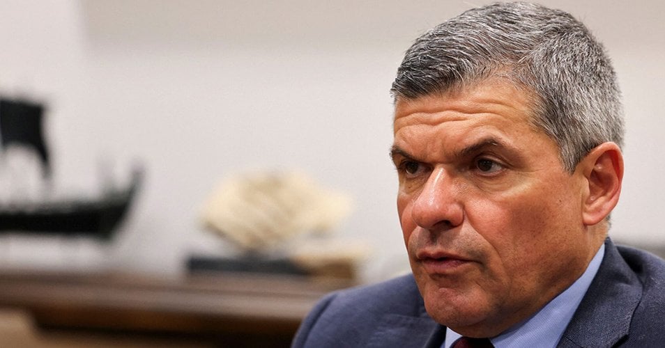 Παπαναστασίου: Παράδειγμα η μικρή Ελλάδα για το που πρέπει να οδεύει η Κύπρος Παπαναστασίου: Παράδειγμα η μικρή Ελλάδα για το που πρέπει να οδεύει η Κύπρος