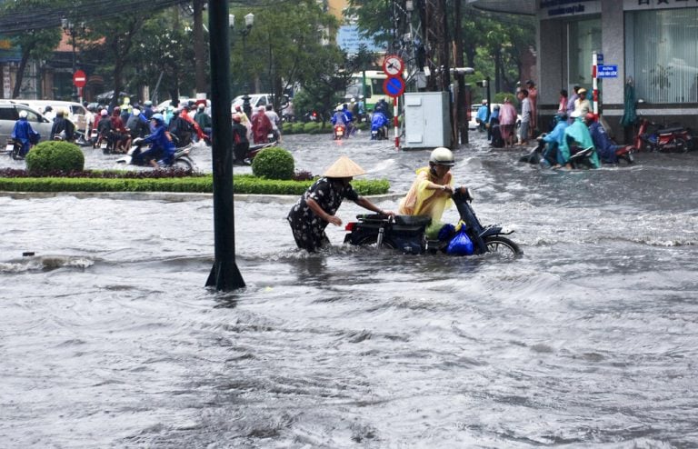 Βιετνάμ: Εννέα νεκροί και πέντε αγνοούμενοι από τις μεγάλες πλημμύρες Βιετνάμ: Εννέα νεκροί και πέντε αγνοούμενοι από τις μεγάλες πλημμύρες