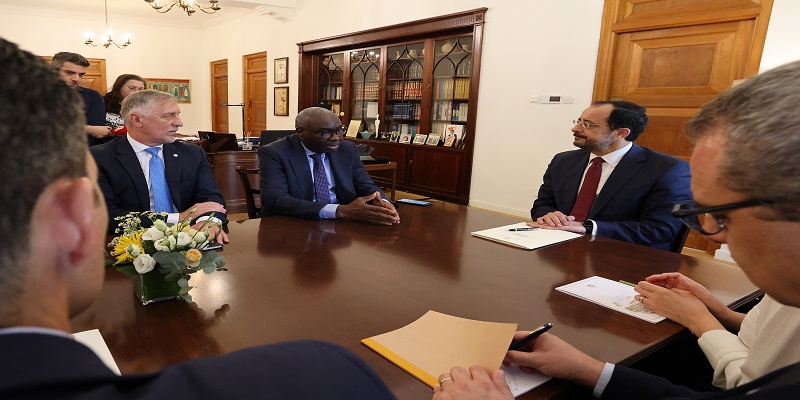 Ντιαν σε Χριστοδουλίδη: Μπορείτε να βασιστείτε σε εμένα & σε όλη την  ΟΥΝΦΙΚΥΠ