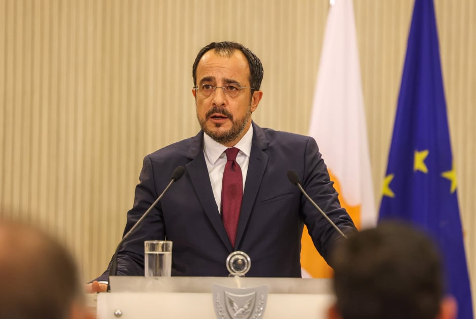 Πρώτη επικοινωνία ΠτΔ – Έρχιουρμαν- Επαναβεβαίωση πρόθεσης για συνομιλίες Πρώτη επικοινωνία ΠτΔ – Έρχιουρμαν- Επαναβεβαίωση πρόθεσης για συνομιλίες