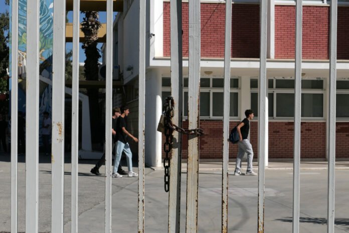 Μητέρα μαθητή μιλά για την επίθεση: Ράγισε το κρανίο του-Φοβάται να επιστρέψει