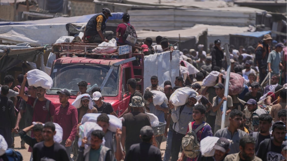 ΟΗΕ: Στάλθηκαν πάνω από 24.000 τόνοι ανθρωπιστικής βοήθειας στη Γάζα ΟΗΕ: Στάλθηκαν πάνω από 24.000 τόνοι ανθρωπιστικής βοήθειας στη Γάζα