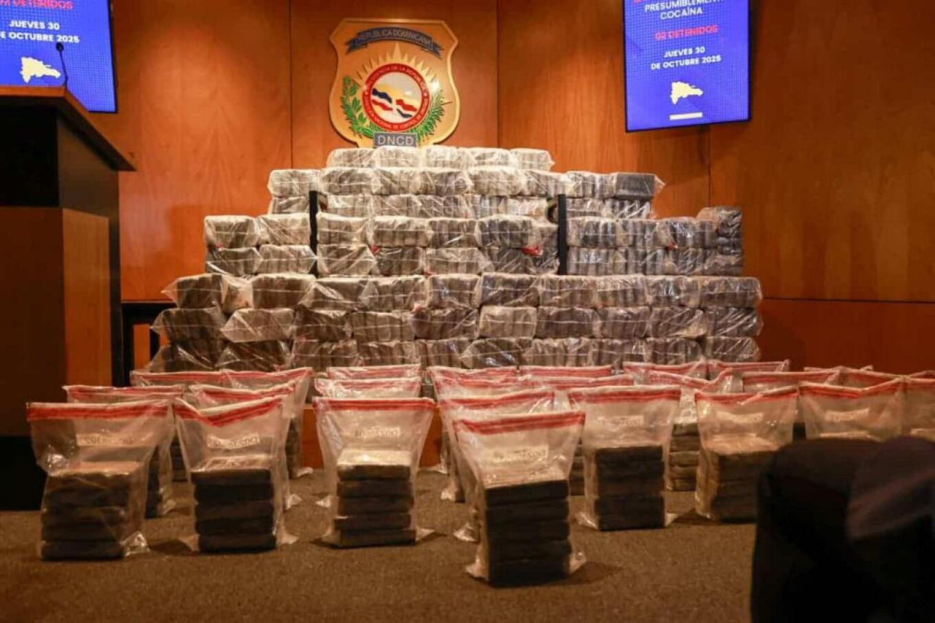 Δομινικανή Δημοκρατία: Εντοπίστηκε σκάφος που μετέφερε 650 δέματα με κοκαΐνη Δομινικανή Δημοκρατία: Εντοπίστηκε σκάφος που μετέφερε 650 δέματα με κοκαΐνη