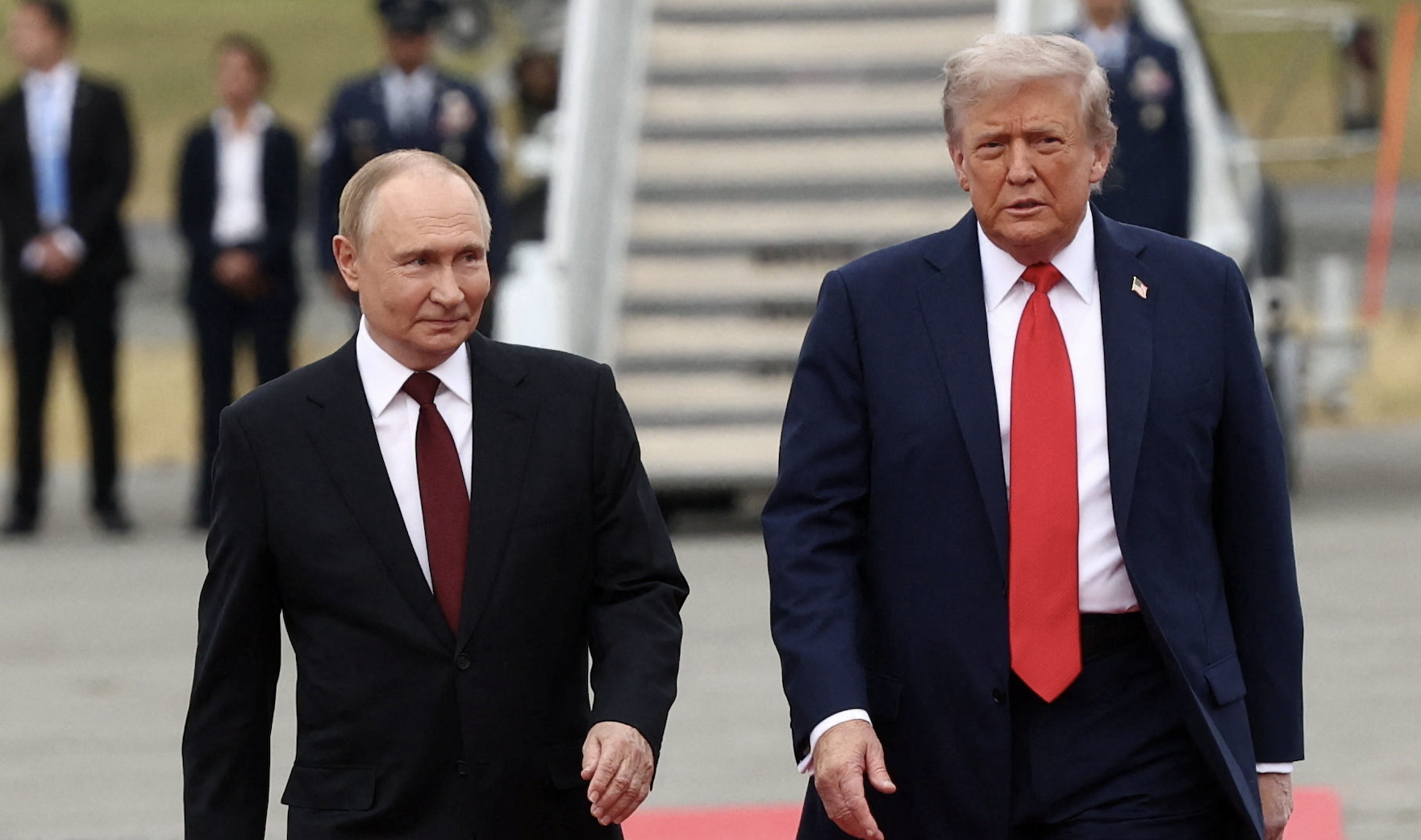 FT: Ακυρώθηκε λόγω υπερβολικών απαιτήσεων της Μόσχας η συνάντηση Τραμπ-Πούτιν FT: Ακυρώθηκε λόγω υπερβολικών απαιτήσεων της Μόσχας η συνάντηση Τραμπ-Πούτιν