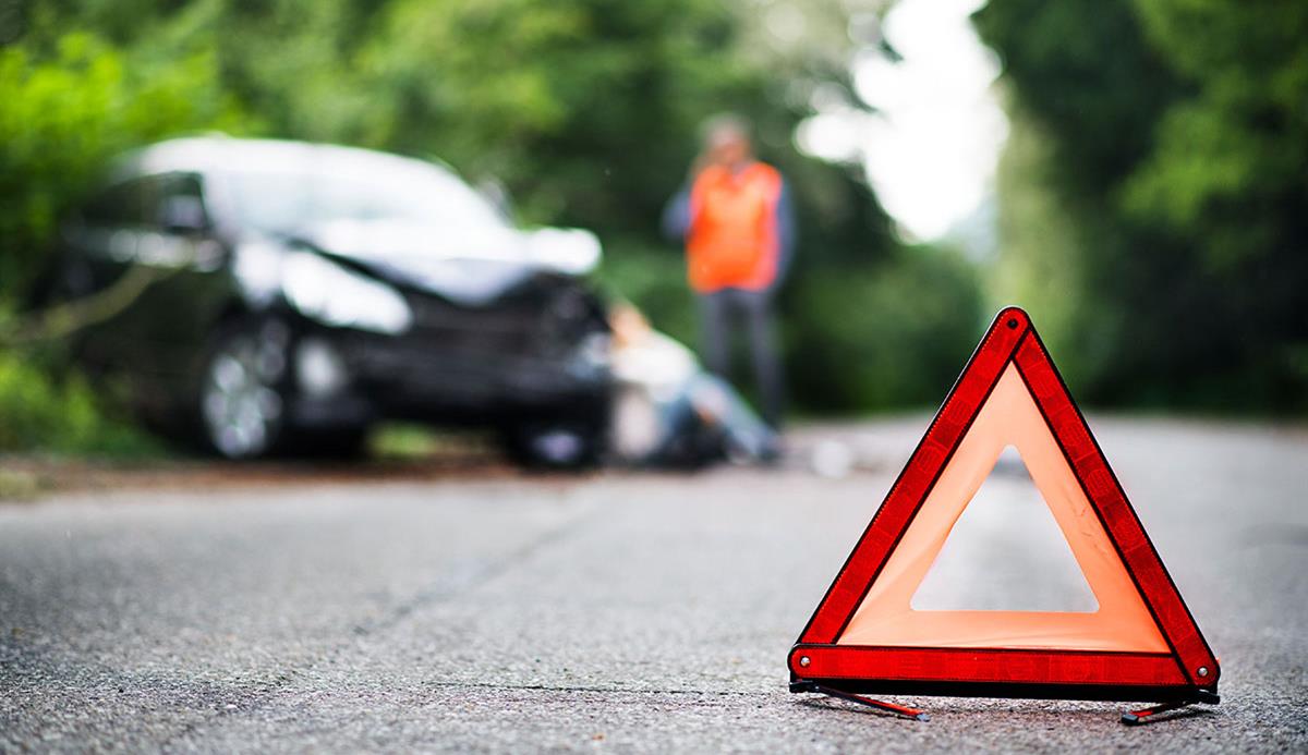 Ένας στους τέσσερις θανάτους από τροχαία στην ΕΕ συνδέεται με το αλκοόλ Ένας στους τέσσερις θανάτους από τροχαία στην ΕΕ συνδέεται με το αλκοόλ