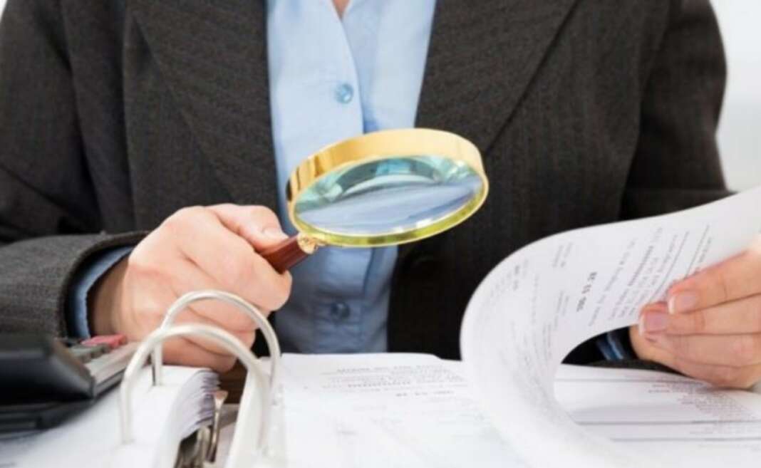 Καλεί τους αρχηγούς νέων κομμάτων να καταθέσουν ΚΕΠ το Τριμελές Συμβούλιο Καλεί τους αρχηγούς νέων κομμάτων να καταθέσουν ΚΕΠ το Τριμελές Συμβούλιο