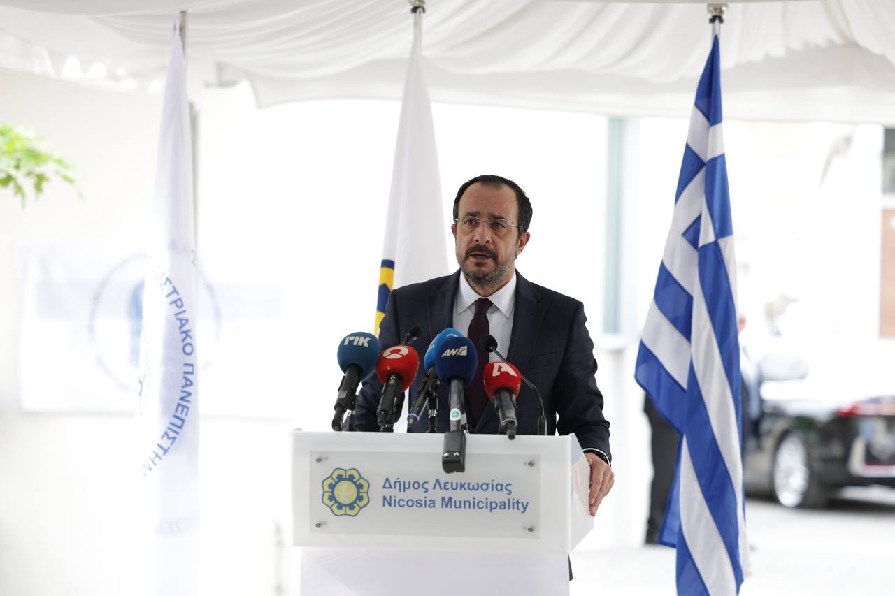 ΠτΔ: Ιστορική μέρα για Κύπρο-Το Πανεπιστήμιο Αθηνών αρχίζει τη λειτουργία του