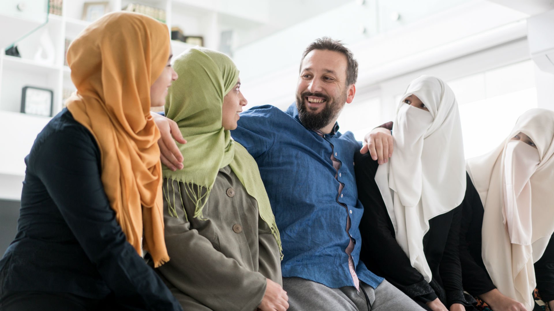 Το ΕΔΑΔ καλείται να αποφασίσει αν η πολυγαμία αποτελεί ανθρώπινο δικαίωμα