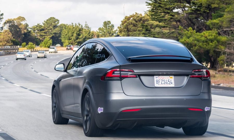 Συστάσεις ΤΟΜ για οχήματα TESLA με πρόβλημα στις χειρολαβές θυρών