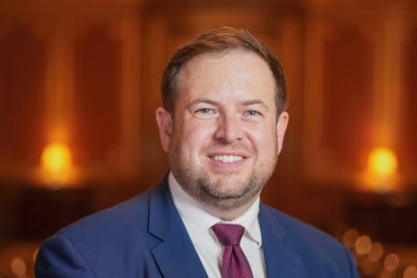 ΥΦΥΠΕΞ Μ. Βρετανίας: Στήριξη σε λύση ΔΔΟ στο Κυπριακό