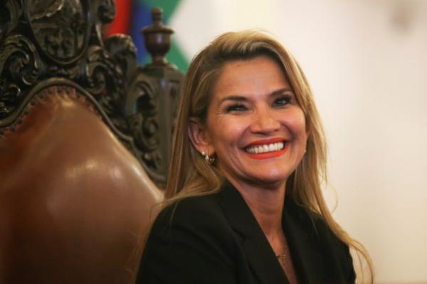 Αποφυλακίζεται η πρώην Πρόεδρος της Βολιβίας που καταδικάστηκε για πραξικόπημα