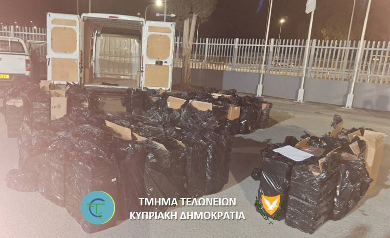 Τσάκωσαν Ισραηλινό με χιλιάδες αδασμολόγητα τσιγάρα – €240,000 το πρόστιμο