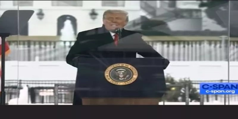 Μονταρισμένο βίντεο με Τραμπ προκάλεσε παραιτήσεις στην ηγεσία του BBC (VID)