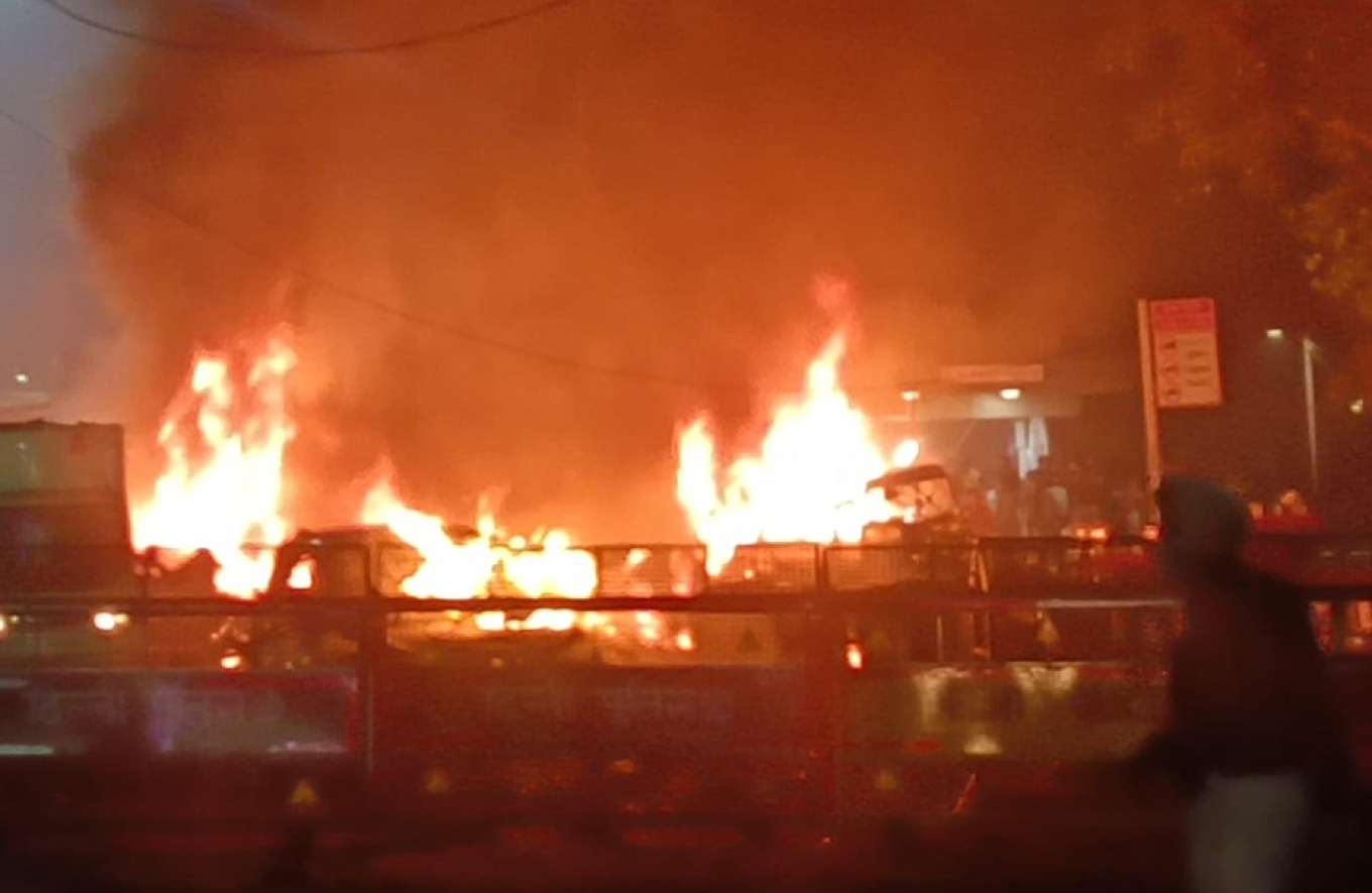 Ινδία: Έκρηξη κοντά στο Κόκκινο Φρούριο - Τουλάχιστον 8 νεκροί (ΒΙΝΤΕΟ)