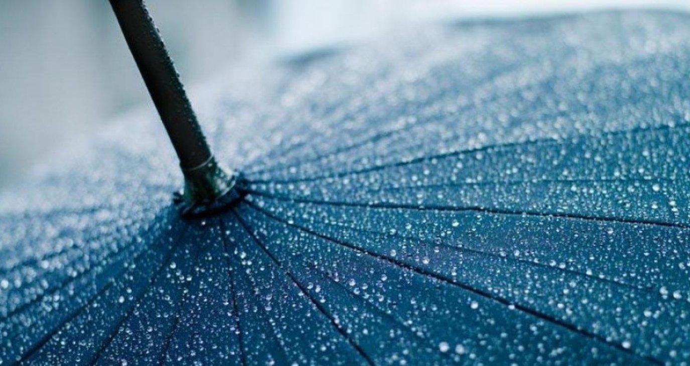 Μεμονωμένες βροχές σήμερα – Έρχεται αισθητή πτώση της θερμοκρασίας