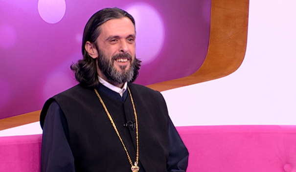 Η διπλή ζωή του πατέρα Παρθένιου που διακινούσε ναρκωτικά και μετανάστες