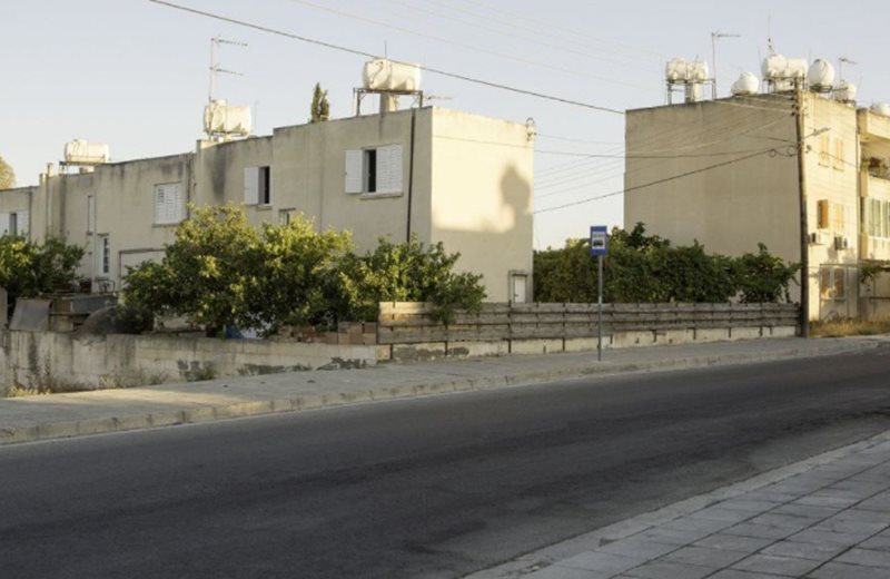 Εξωφρενικές χρεώσεις και «πέναλτι» σε δάνεια για προσφυγικά σπίτια (ΒΙΝΤΕΟ)