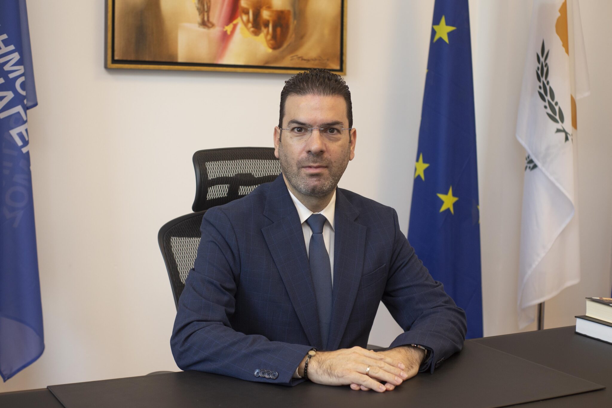 Καταγγελίες Δίπλαρου για ΟΑΥ: «Απορρίπτει φάρμακα για άτομα με καρκίνο»