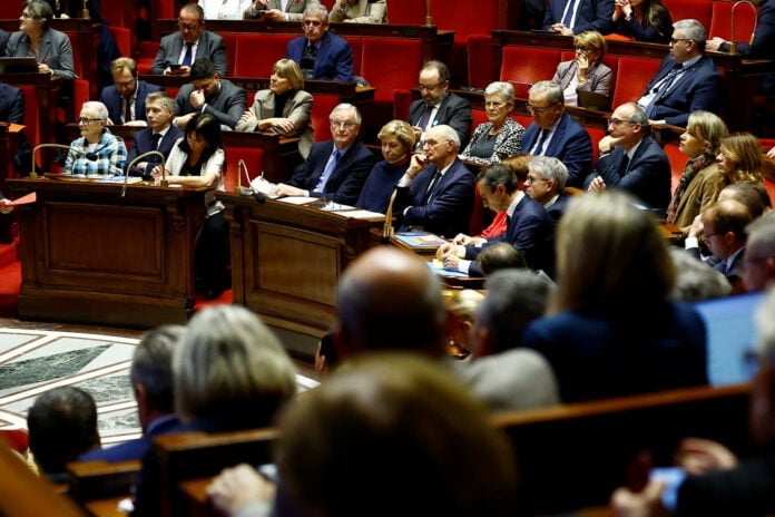 Η γαλλική Εθνοσυνέλευση: Αναστολή μεταρρύθμισης συνταξιοδοτικού ως το 2027
