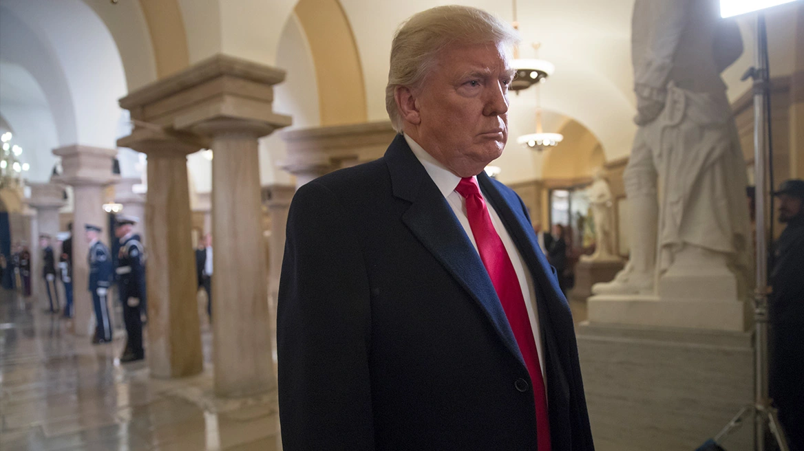 Καινούρια καταγγελία για μοντάζ ομιλίας Τραμπ σε άλλη εκπομπή εξετάζει το BBC