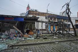 Ουκρανία: Ένας νεκρός και 15 τραυματίες στη ρωσική επιδρομή στο Κίεβο