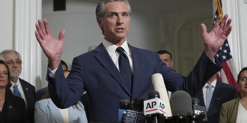 Υπ. Δικαιοσύνης ΗΠΑ: Μηνύει τον Νιούσομ για τις νέες εκλογικές περιφέρειες