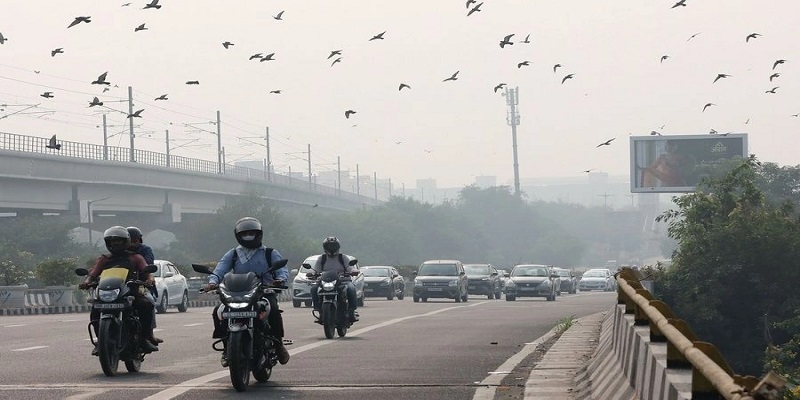 Επιδεινώνεται η ποιότητα του αέρα στην Ινδία – Δικαστήρια μόνο «εντός σπιτιού»