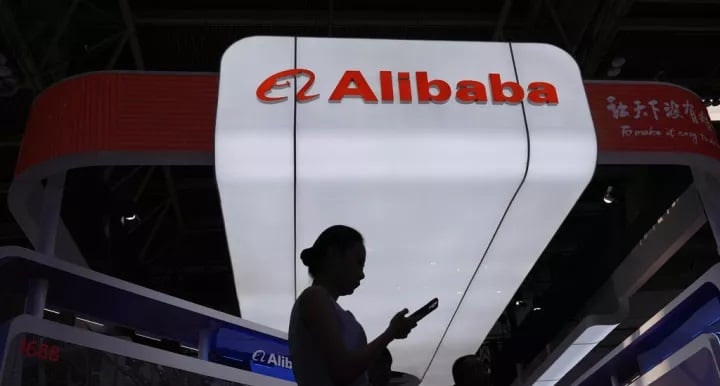 Λευκός Οίκος: Η Alibaba βοηθά τον κινεζικό στρατό να στοχεύσει τις ΗΠΑ