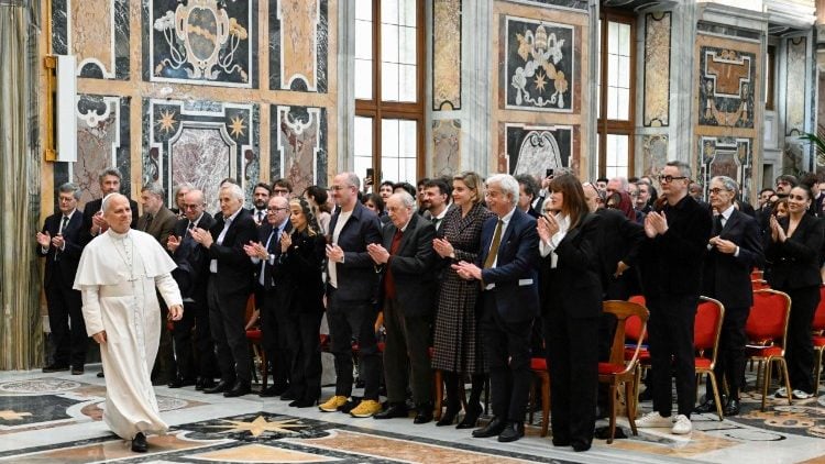 Ιταλία: Ο πάπας Λέων συναντήθηκε με γνωστούς ηθοποιούς και σκηνοθέτες (ΒΙΝΤΕΟ)
