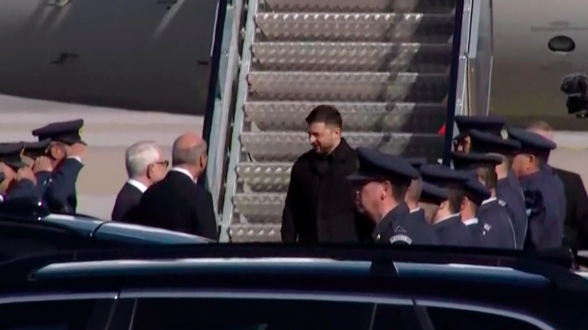 Ζελένσκι: Έφτασε Αθήνα για υπογραφή συμφωνίας μεταφοράς αερίου στην Ουκρανία