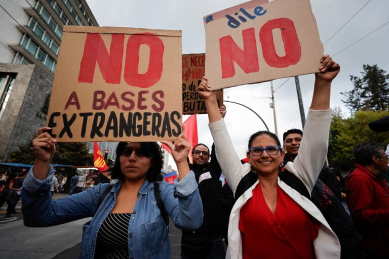 Ισημερινός: Ο λαός απέρριψε την επιστροφή ξένων βάσεων σε δημοψήφισμα