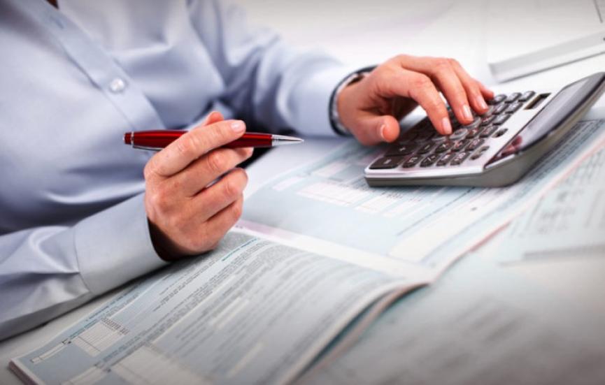 ΝΥ: Πρέπει να ψηφιστεί μέχρι τέλος 2025 η φορολογική μεταρρύθμιση