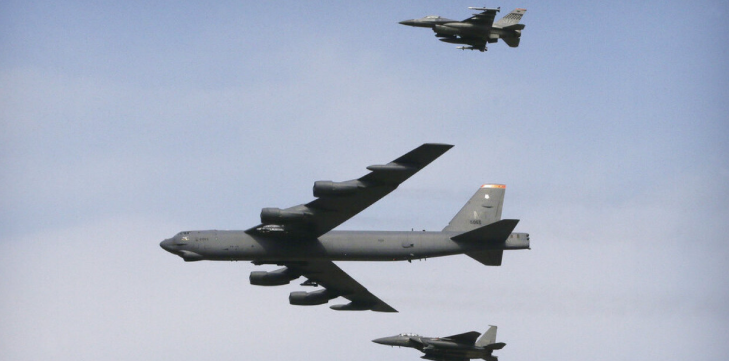 Οι ΗΠΑ έστειλαν στην Ευρώπη βομβαρδιστικά τύπου Β-52