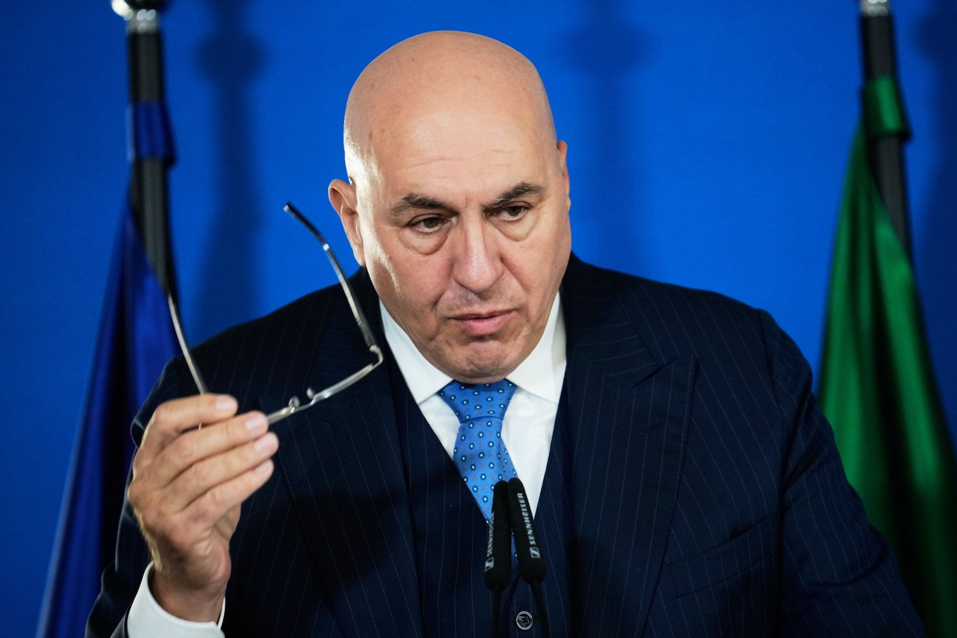 Ιταλός ΥΠΑΜ:«Δεχόμαστε επίθεση, πρέπει να δράσουμε»