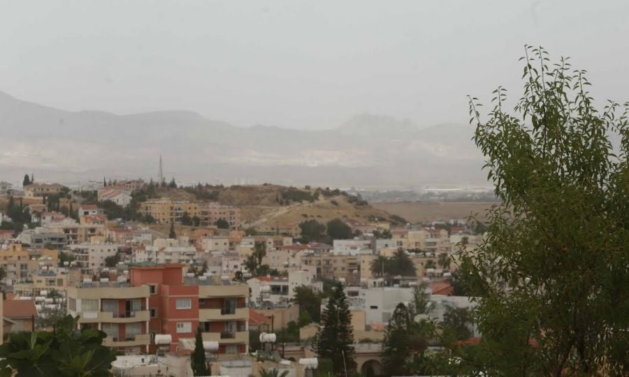 Σκόνη και αίθριος καιρός σήμερα – Βροχές και καταιγίδες τις επόμενες μέρες