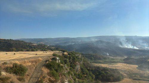 Υπό έλεγχο η φωτιά στα όρια της κοινότητας Δρούσιας της επαρχίας Πάφου