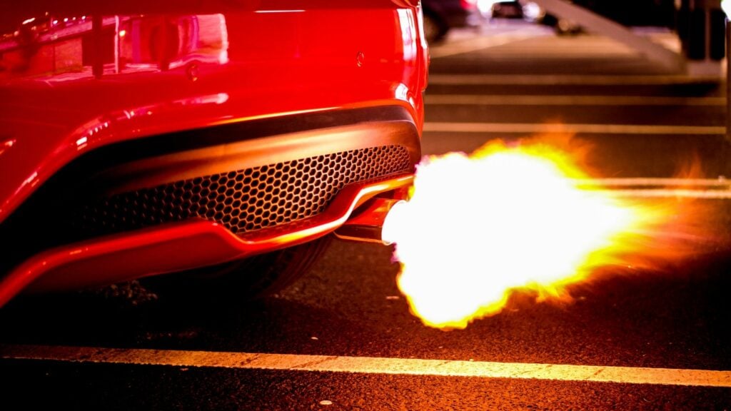 Πότε είναι παράνομες οι μετατροπές στα οχήματα (ΒΙΝΤΕΟ)