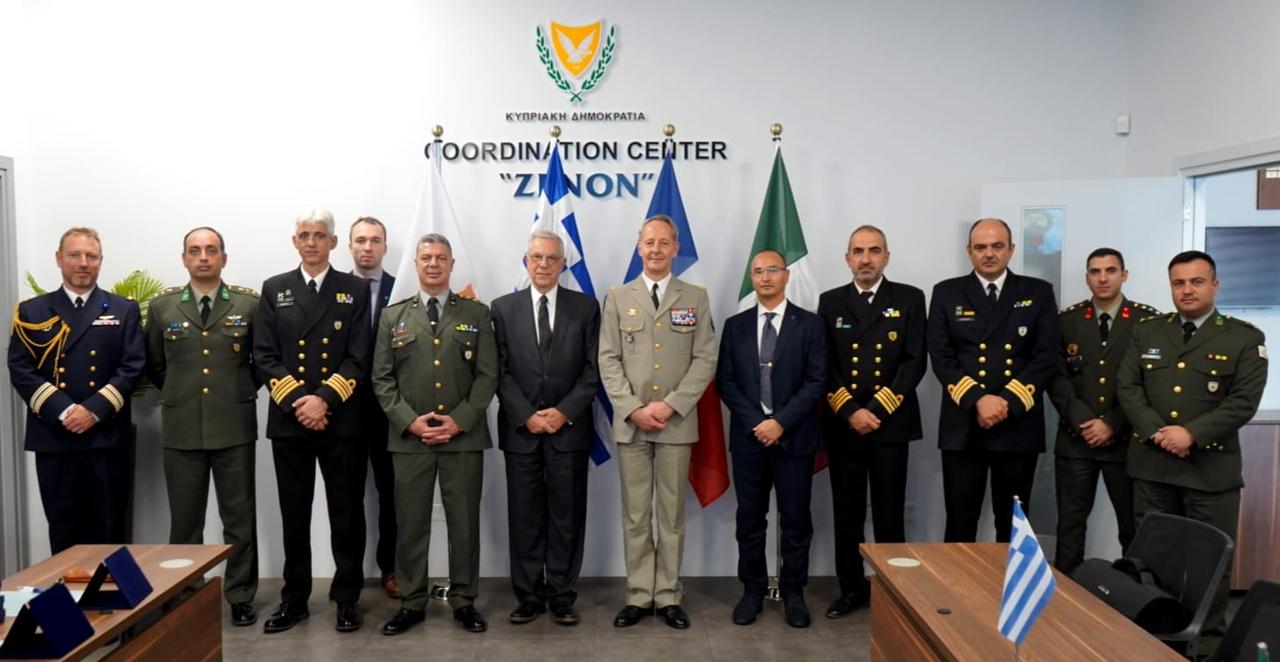 ΥΠAM: Επεκτείνει τη συνεργασία του με Γαλλία-Ελλάδα-Ιταλία σε θέματα Άμυνας