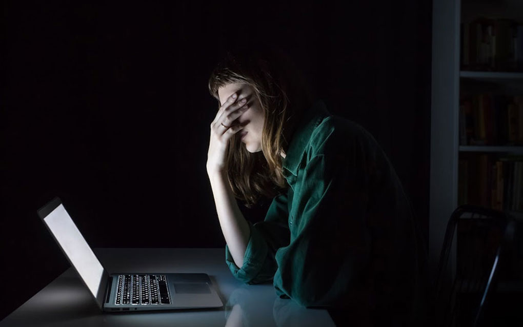 Ας κάνουμε τον ψηφιακό κόσμο ασφαλή για τις γυναίκες και τα κορίτσια