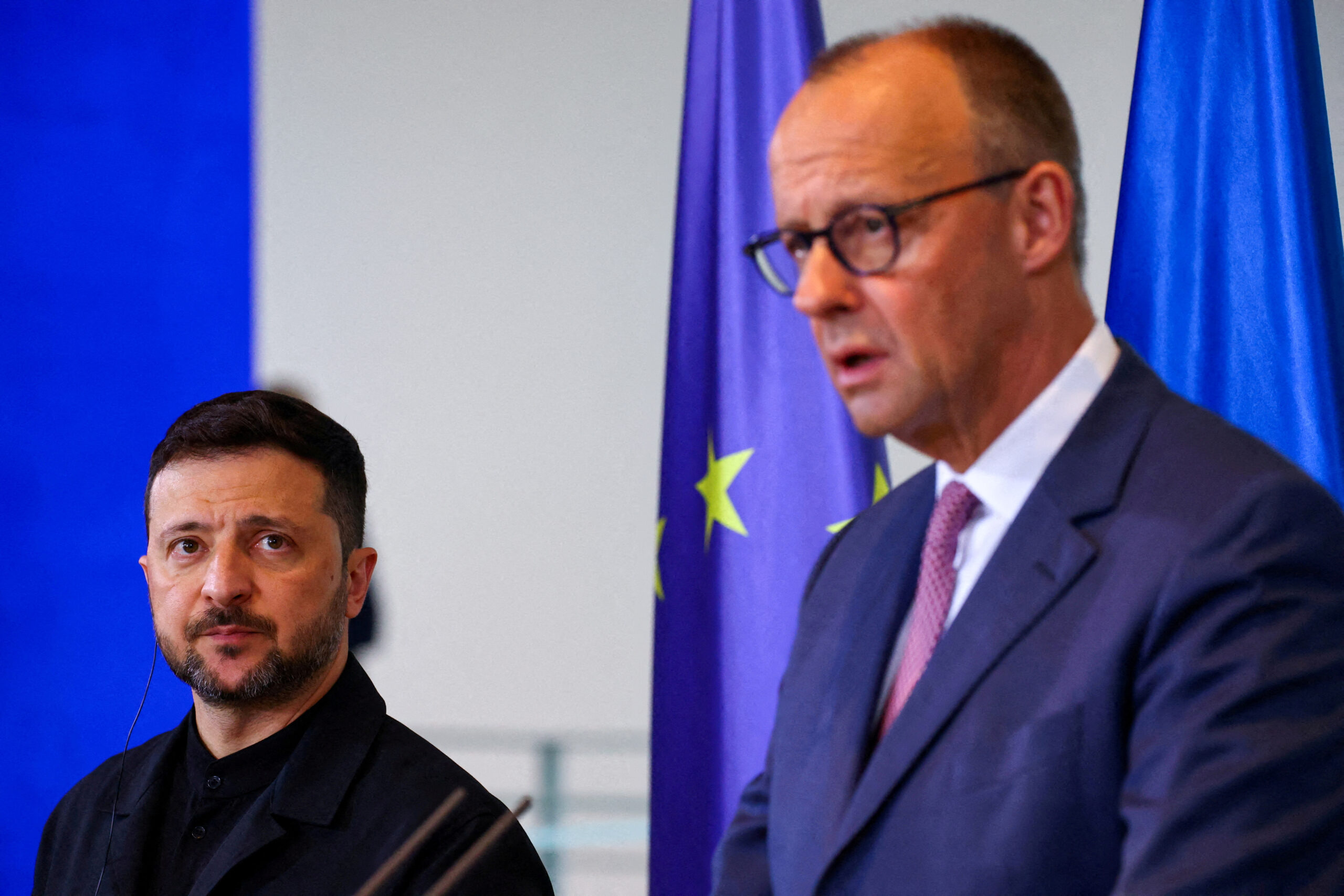 Τηλεφωνική επικοινωνία Μερτς με Ζελένσκι για το σχέδιο ειρήνης