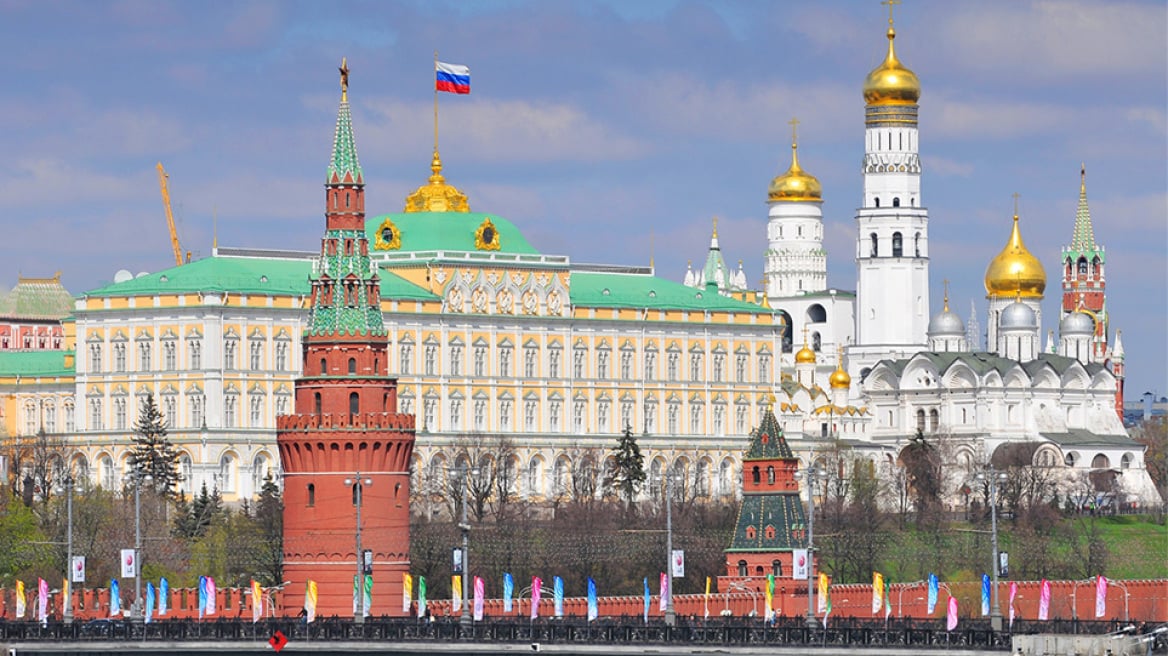 Το Κρεμλίνο κάνει λόγο για «σοβαρή διαδικασία» για το τέλος του πολέμου