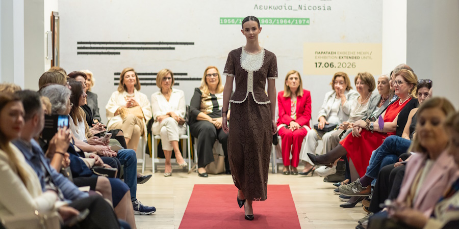 Επίδειξη μόδας: «Γυναίκες – Υφάσματα – Ιστορίες»