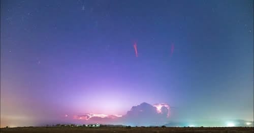 Εμφανίστηκαν Red Sprites στον ουρανό της Κύπρου- Εντυπωσιακό βίντεο time lapse