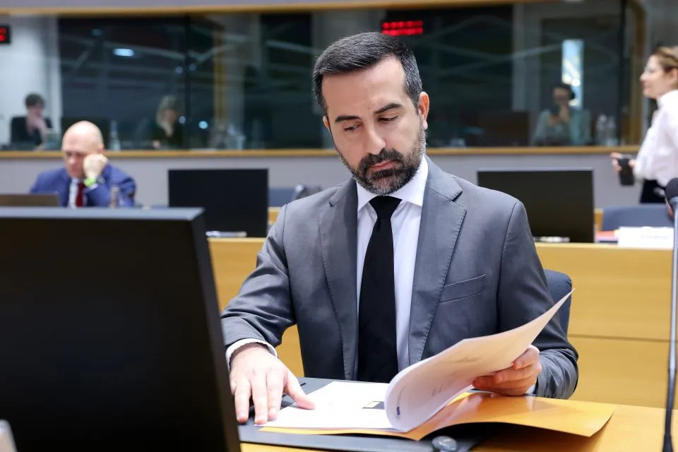 Υφ. Μετανάστευσης: Μεταβαίνει στη Μάλτα για την 9η Σύνοδο των MED5