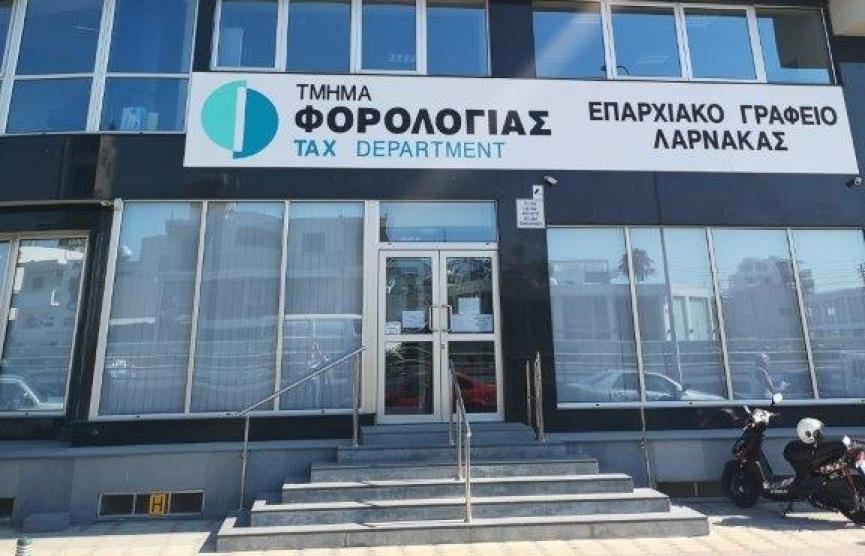 Αναθυμιάσεις στο Τμήμα Φορολογίας Λάρνακας – Εκκενώθηκαν γραφεία