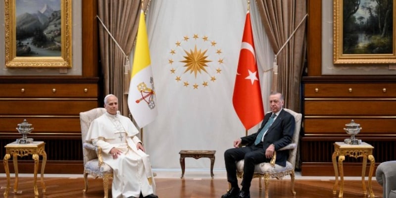 Πάπας Λέων Γ’: «Η ομογενοποίηση» της Τουρκίας θα αποτελούσε εκπτώχυνση