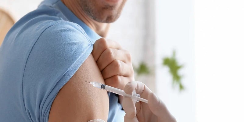 Εποχιακές ιώσεις: «Ο εμβολισμός προσφέρει σημαντική προστασία» (vid)