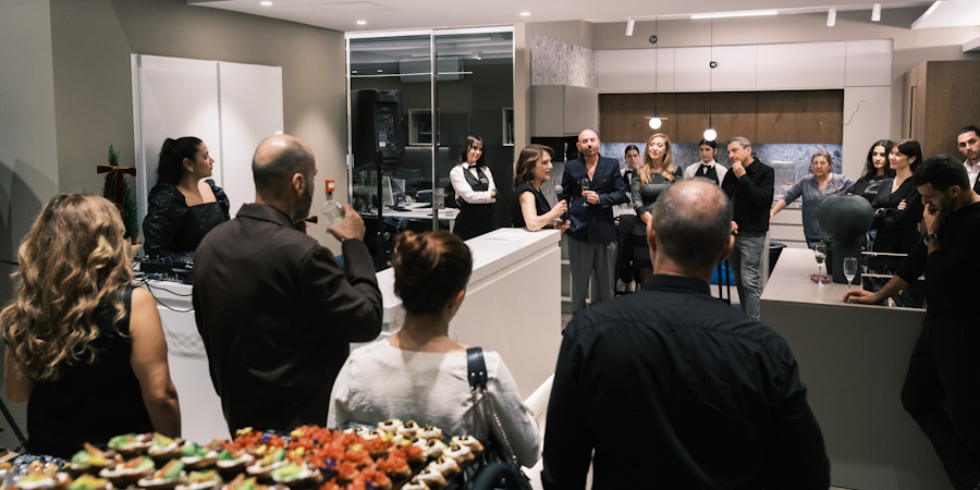 Η Cucina & Cucina παρουσιάζει τα συστήματα πορτών Barausse